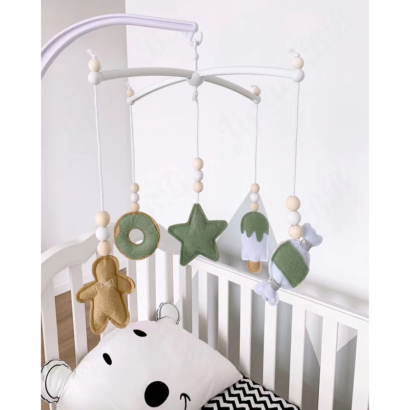 Hanging toys for newborn deals