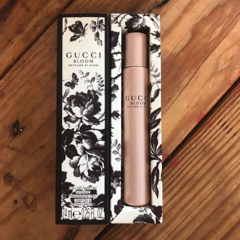 Gucci discount bloom roller