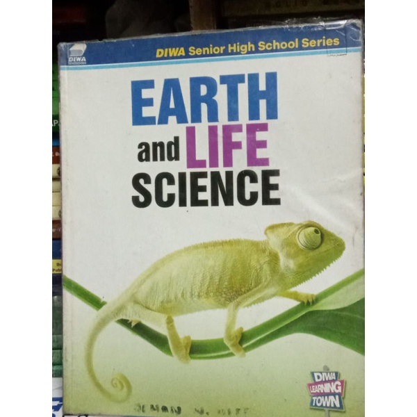 EARTH AND LIFE SCIENCE FOR SENIOR HIGH (USED BOOK) | Shopee Philippines