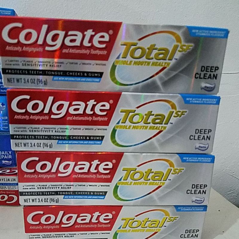 Colgate Total Whitening Toothpaste with Stannous Fluoride Sensitivity
