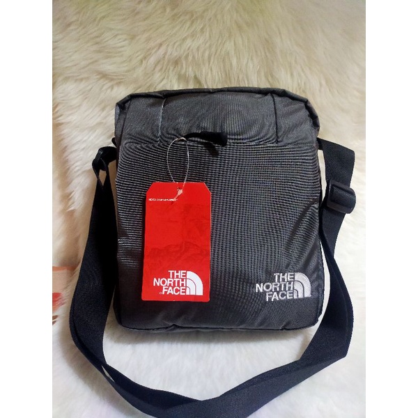 The North Face Sling Bag 26 x 23cm N0006 made in Vietnam