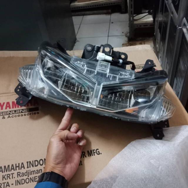 Aerox 155 cc Headlamp/ aerox 155 New 2017 2018 Motorcycle Headlight ...