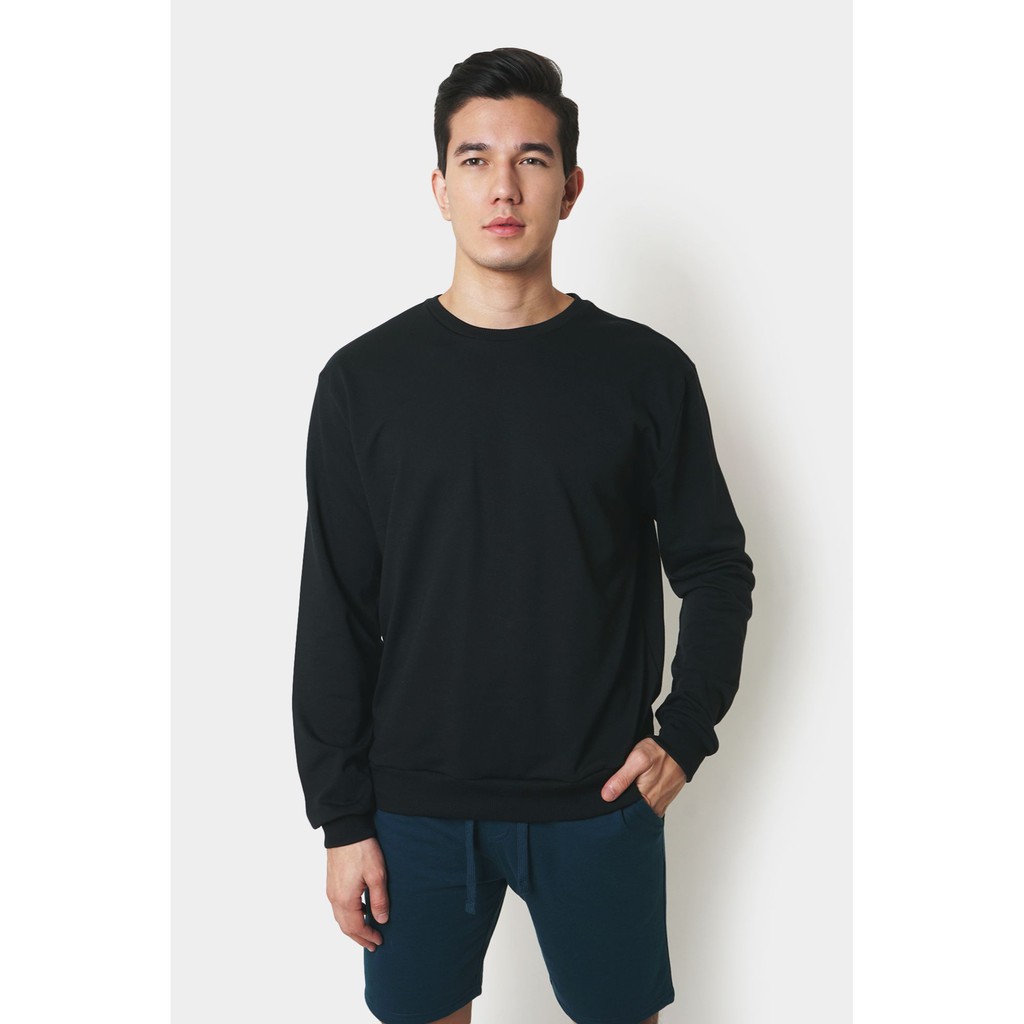 Black best sale pullover sweater