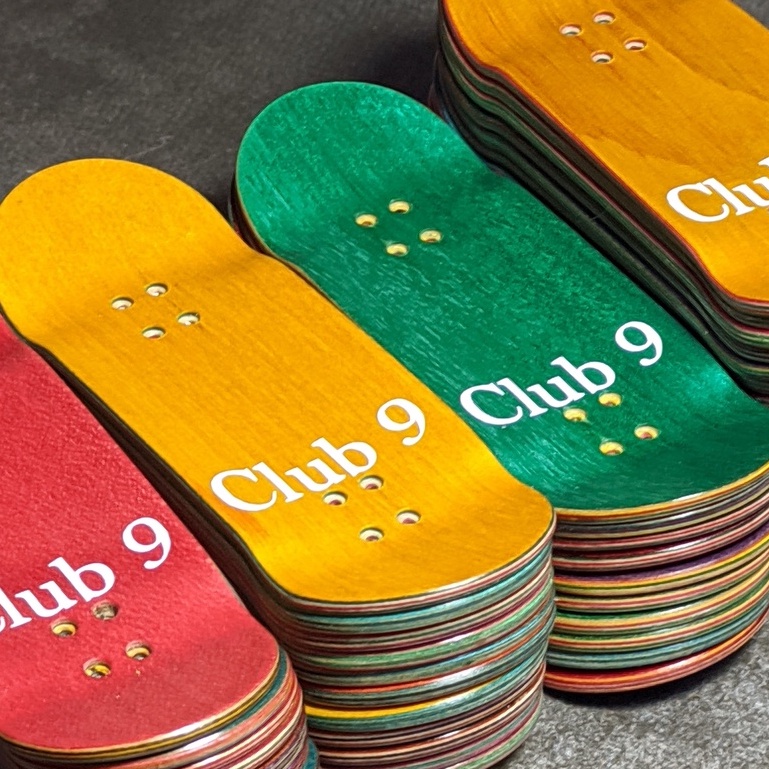 CLUB9 指スケ Fingerboards club9 ロゴ HOODED 指スケ専門店・指スケ製造メーカー