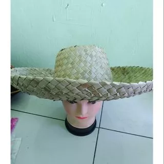 Filipino Native farmers hat (sombrero / balanggot)