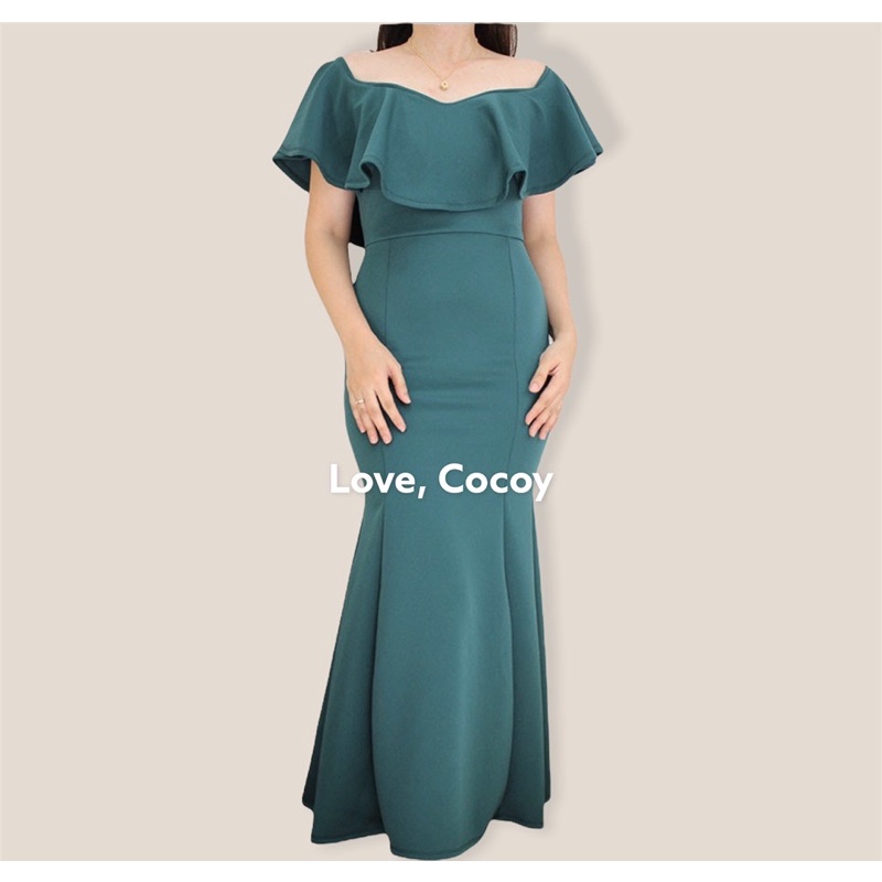 Simple gown store for wedding sponsor