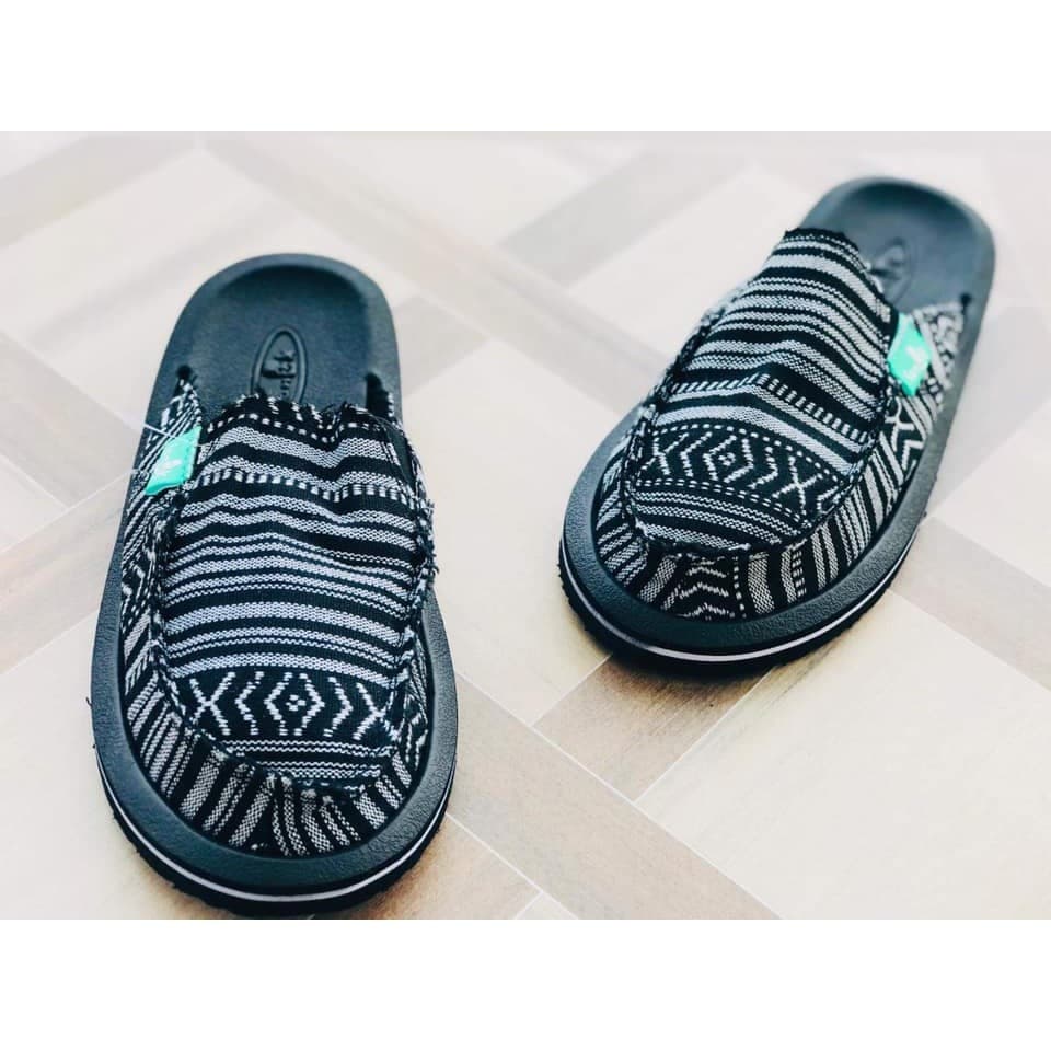 Sanuk half shoes for Women