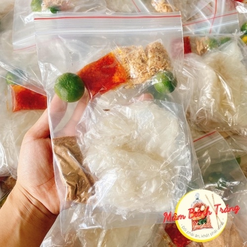 Bon Banana Leaf Dew-Drying Rice Paper Bon Banh Banh Banh Banh Banh Banh ...
