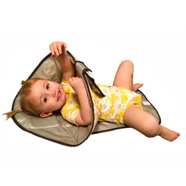 Snoofybee portable hot sale changing pad