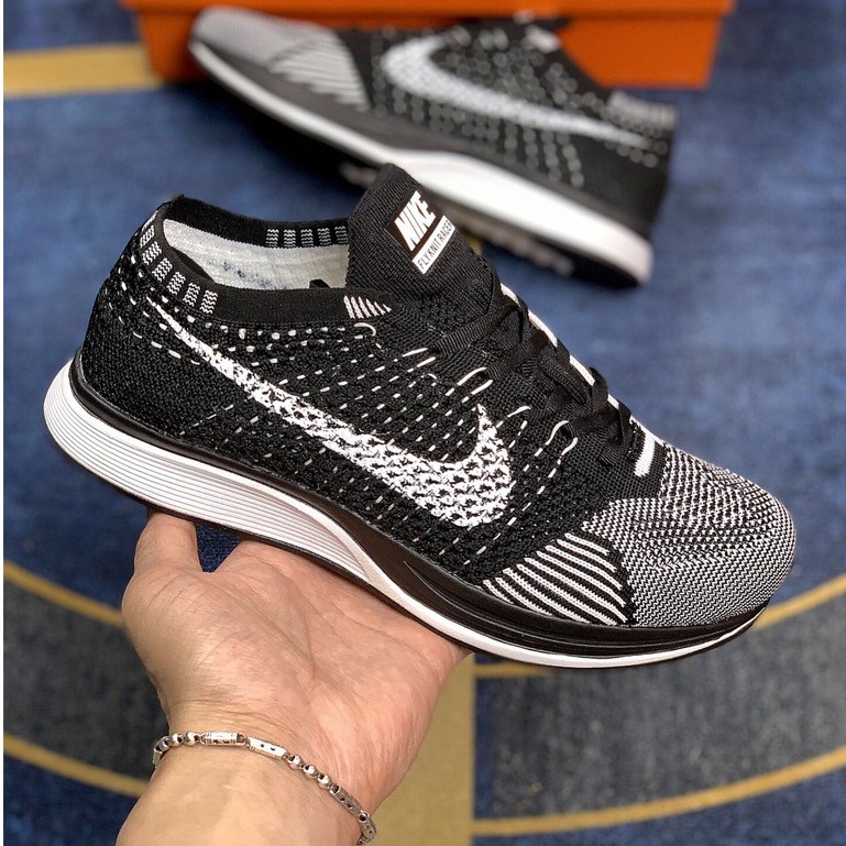 Flyknit racer oreo 2.0 hotsell price philippines