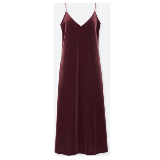 Uniqlo 2025 velour dress