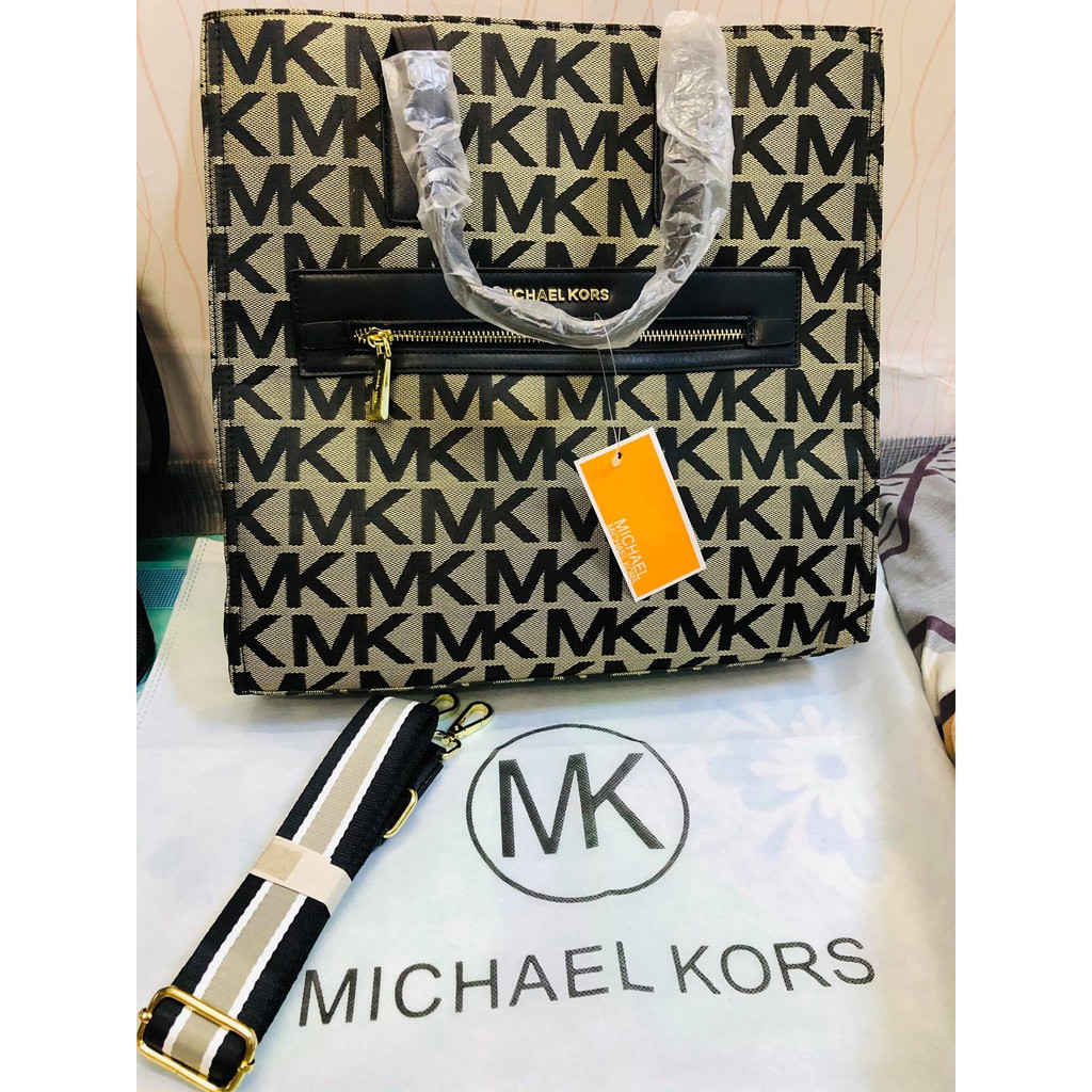 MK book outlet bag