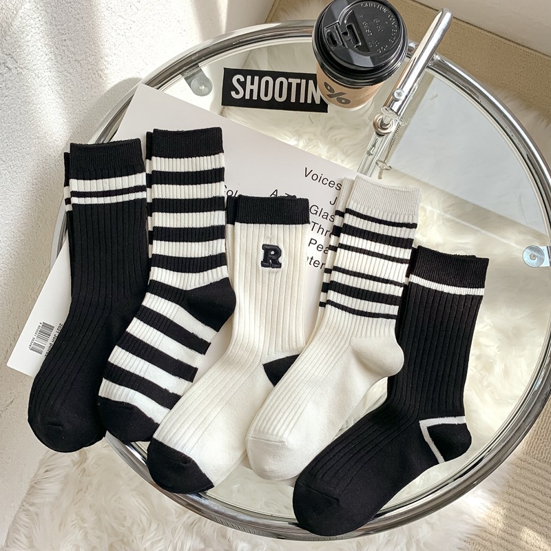 Korean socks outlet outfit