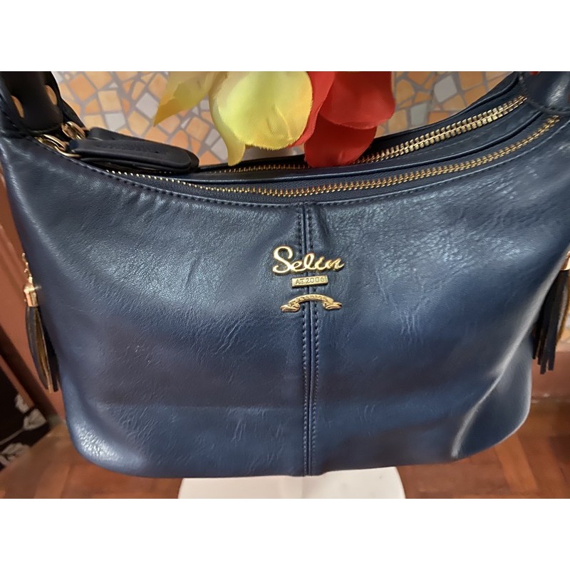 Preloved Selin Shoulder bag Shopee Philippines