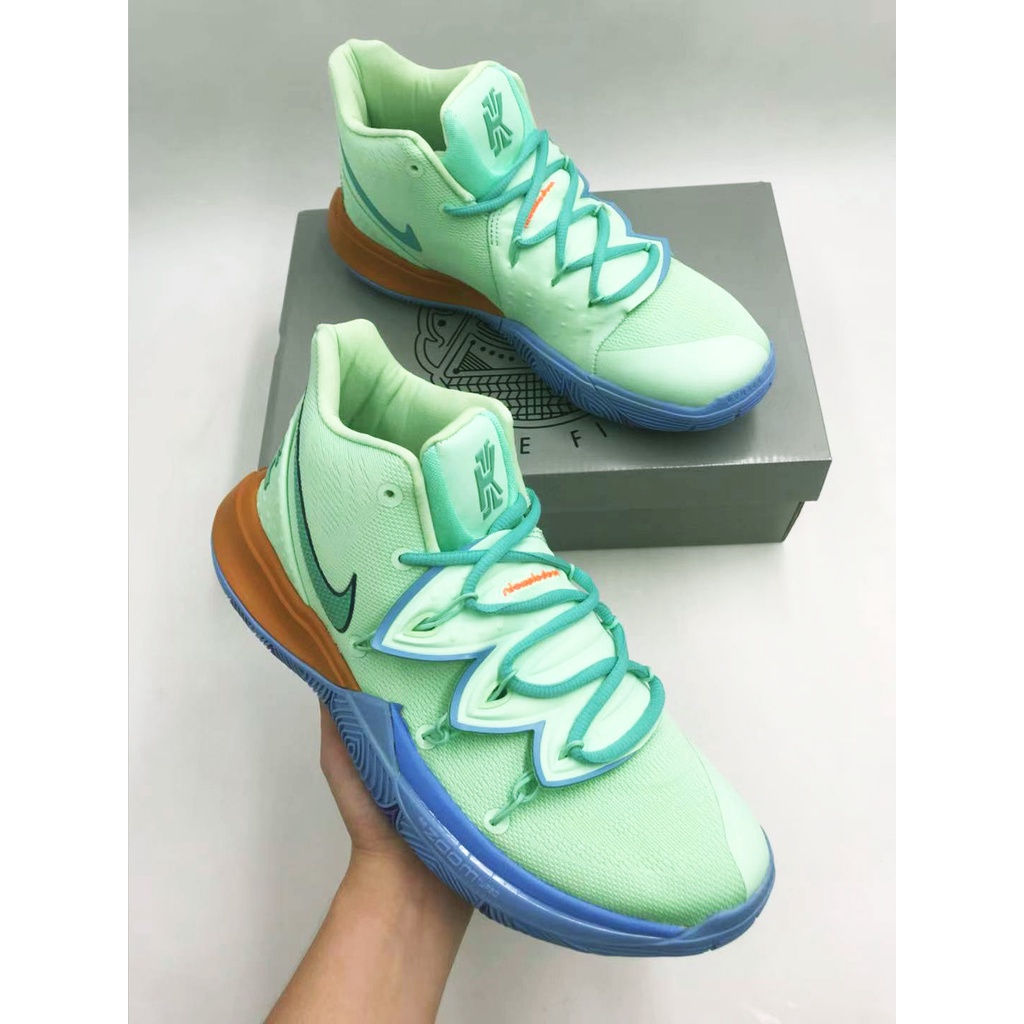 Kyrie store 5 squid