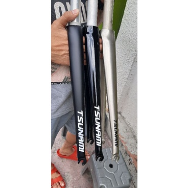 TSUNAMI ALLOY FORK 700C MAX 25C OVERSIZE THREADLESS 1 1 8 2499