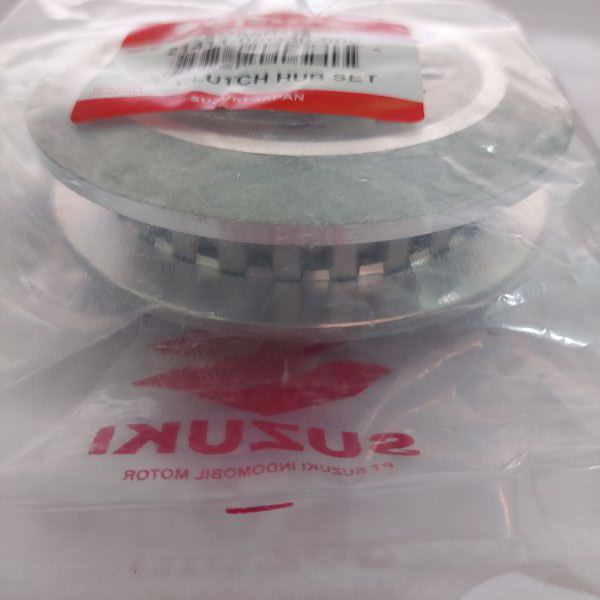 Suzuki SMASH 115 CLUTCH HUB CLUTCH WHEEL SET 2141109G30000 Genuine