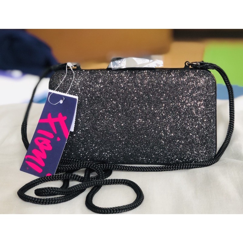FIONI BLACK CLUTCH BAG FROM PAYLESS Shopee Philippines