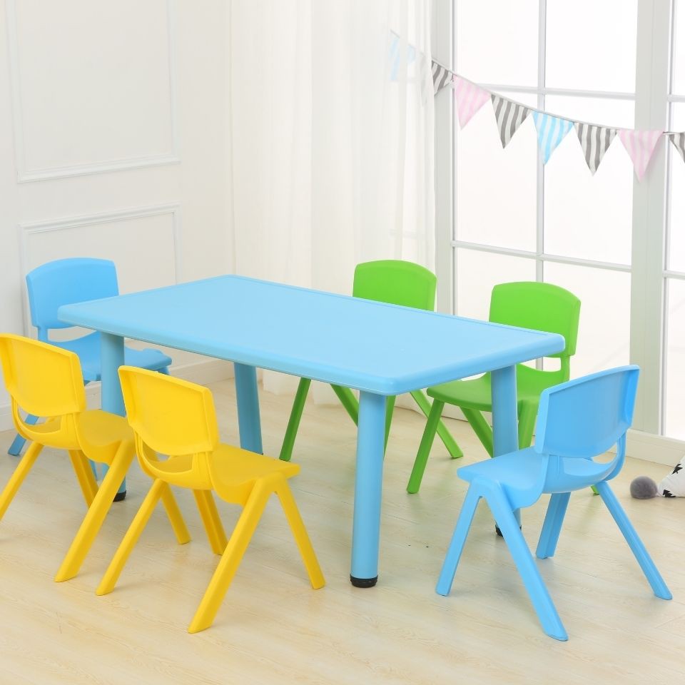 Plastic table and outlet chairs at game store