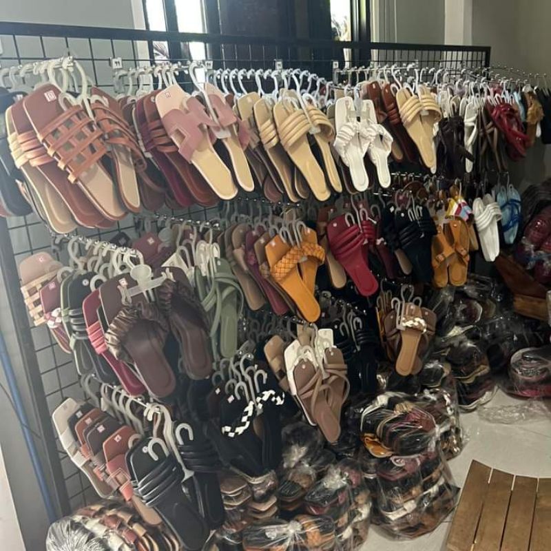 6 pairs Assorted Design and Sizes Flat Sandals Negosyo package | Shopee ...