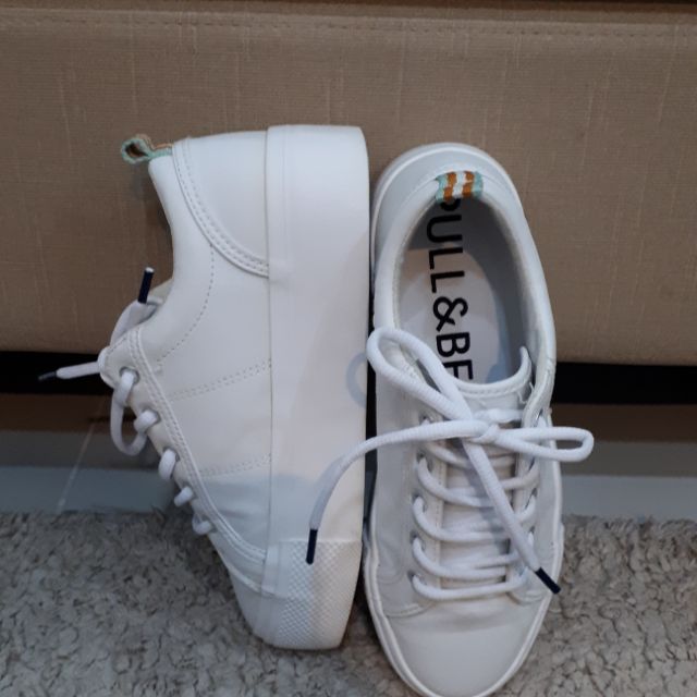 Pull and bear hot sale shoes womens