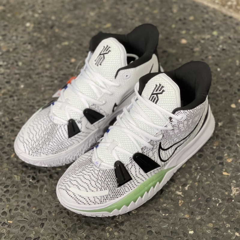 kyrie 7 shoes near me