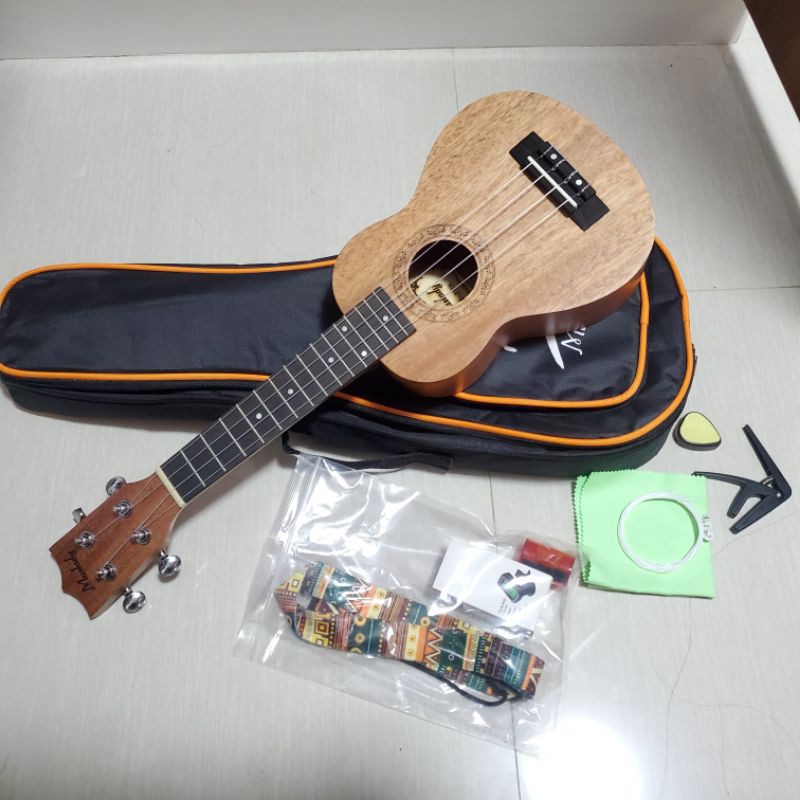 Ukulele muslady deals