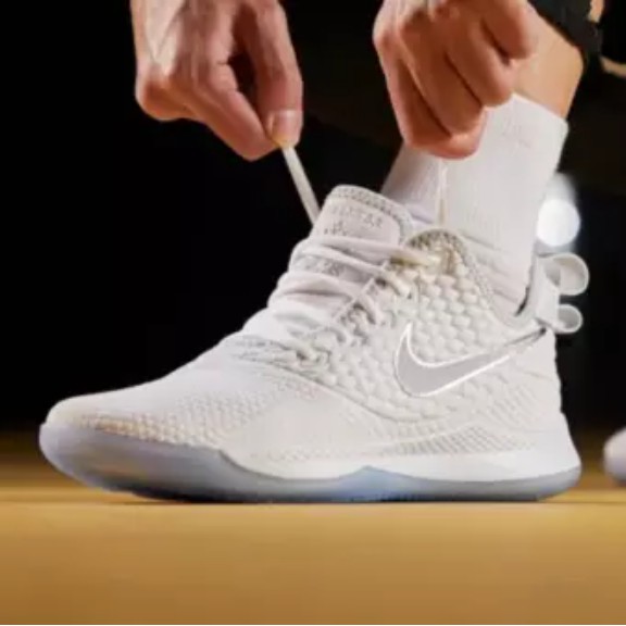 Lebron shoes all white online