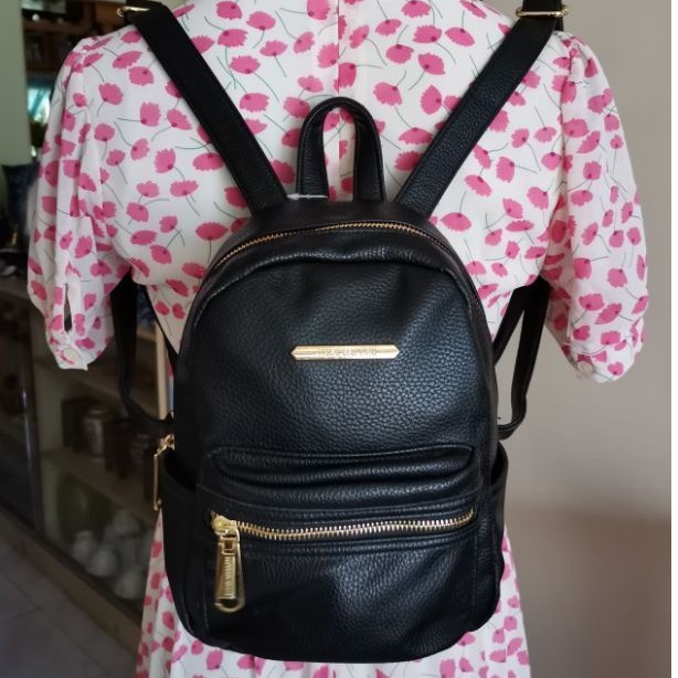 Mini backpack discount purse steve madden