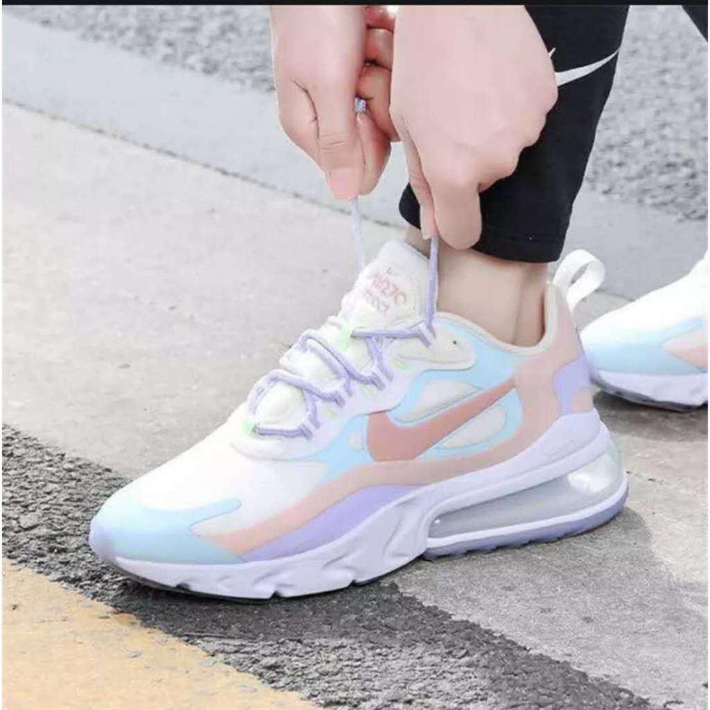 Shoes for hotsell women air max