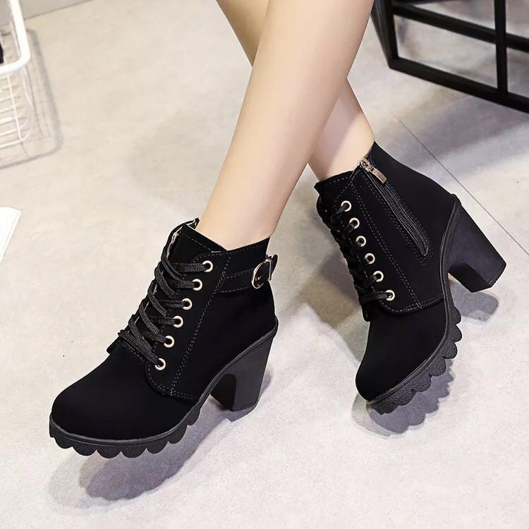 Ankle store martin boots