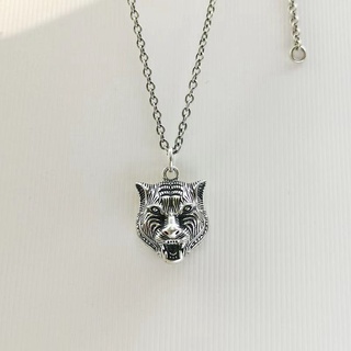 Gucci tiger outlet pendant