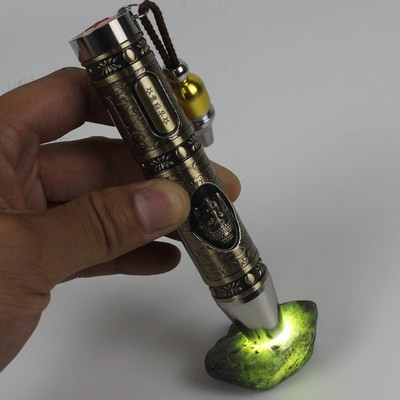 Special flashlight for Jade special flashlight strong light ...