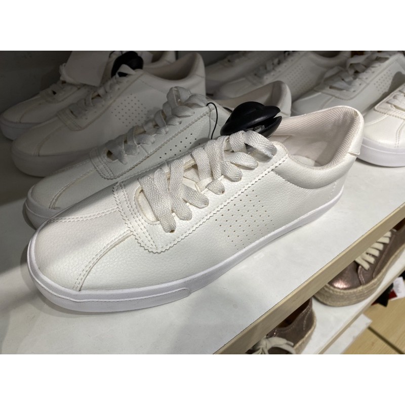 H and m white sneakers online