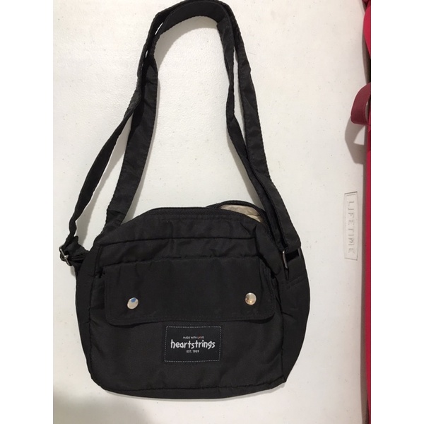 original heartstrings sling bag brandnew | Shopee Philippines