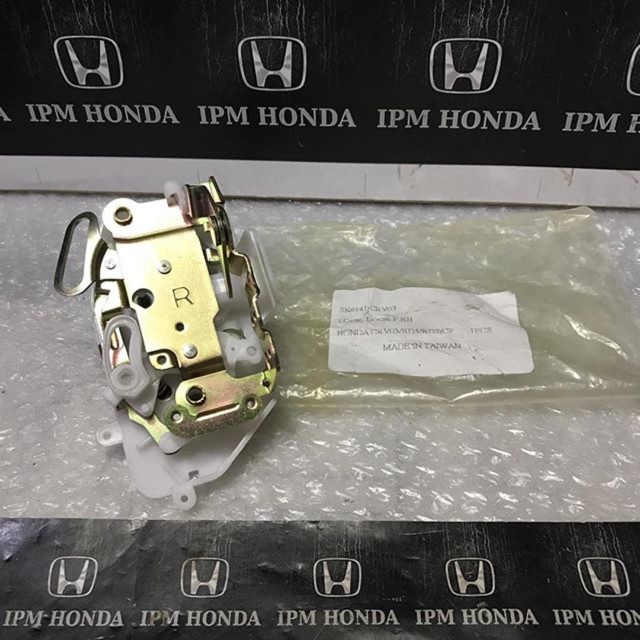 72110 S9A Doorlock Door Lock Door Lock Honda CRV GEN 2 RD4 RD5 2002