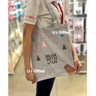 Looking for the perfect tote bag? 🫡 - Miniso Philippines