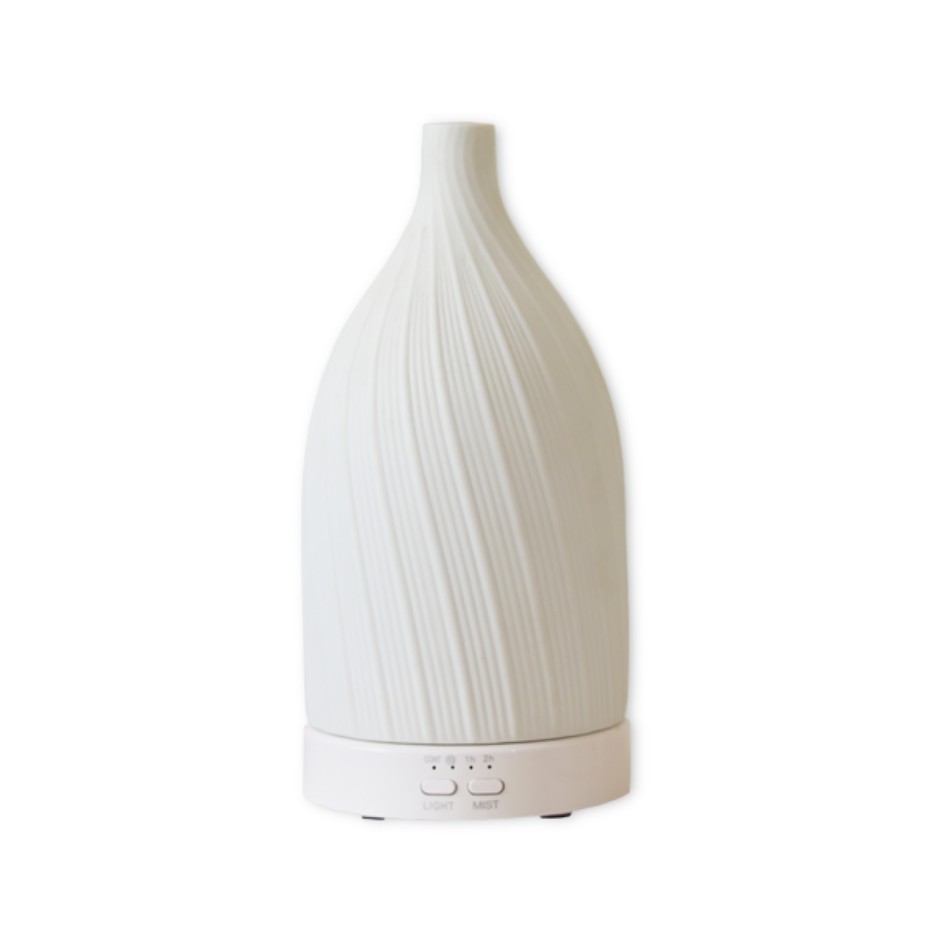 - White Flow Diffuser with 1 year warranty, Ultrasonic Essential Oil ...