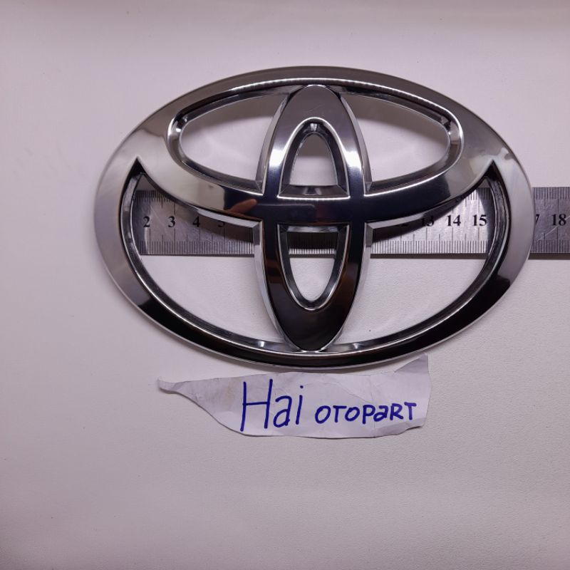 Toyota Innova Reborn Grill Front Logo Emblem Hilux Dm Cm