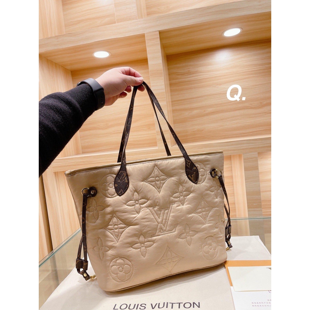 2021 new LV Neverfull cotton clothes shopping bags are too popular