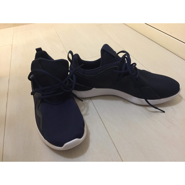 nike tessen men's review