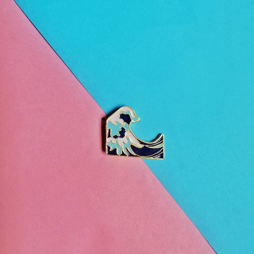 Wave Kanagawa enamel pin | Shopee Philippines