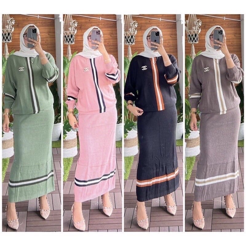 One Set Batwing Knit Polet List Awkarin Suit Span Skirt Suit Latest ...