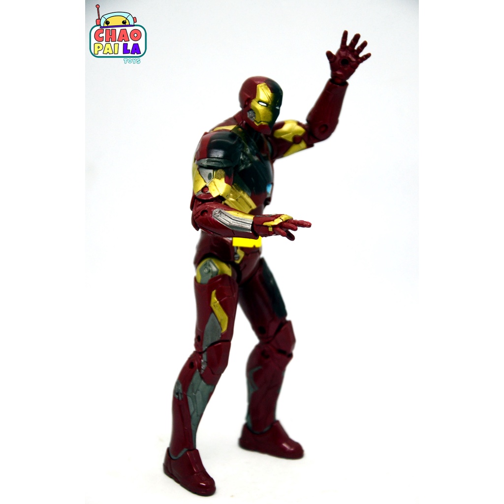 Marvel Legends - Iron Man Battle Damaged - Civil War - Authentic Red 