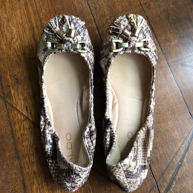 Aldo best sale snakeskin flats