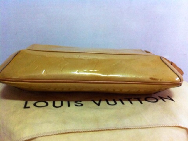 Louis vuitton vernis thompson street bag, Luxury, Bags & Wallets on  Carousell