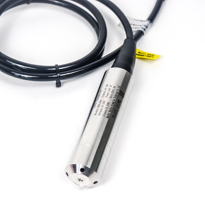 420mA 0.54.5V Submersible Fuel Level Sensor Instrument For Measuring