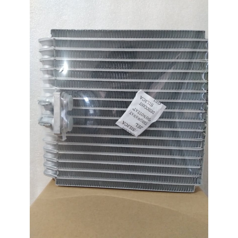 MITSUBISHI PAJERO TOYOTA HI ACE EVAPORATOR COOLING COIL FOR CAR