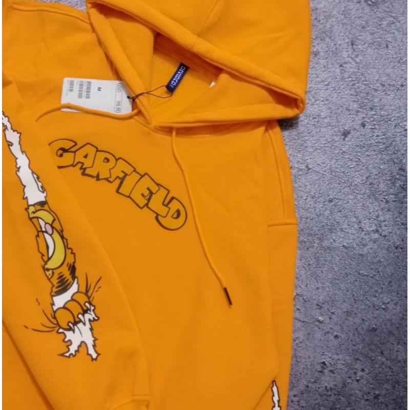 H and m yellow hoodie clearance