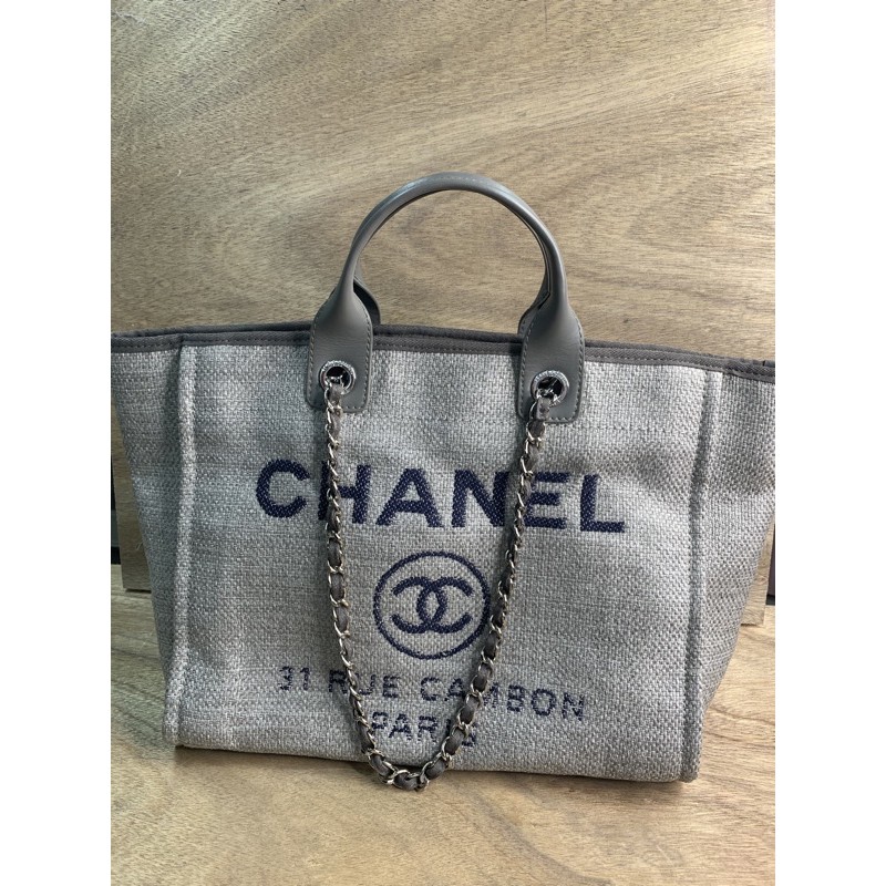 Chanel deauville outlet tote price